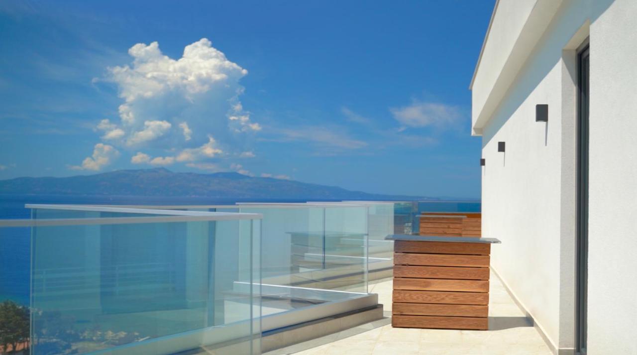 Dorchester Hotel Sarandë Eksteriør bilde