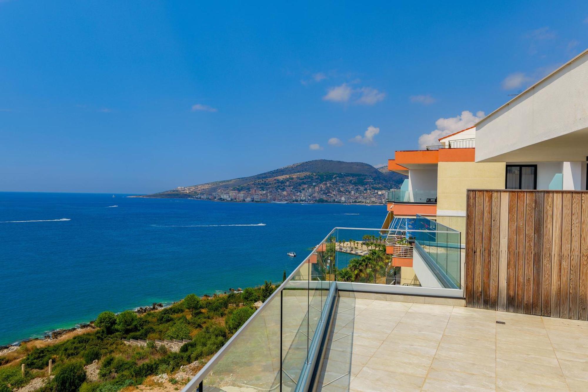 Dorchester Hotel Sarandë Eksteriør bilde