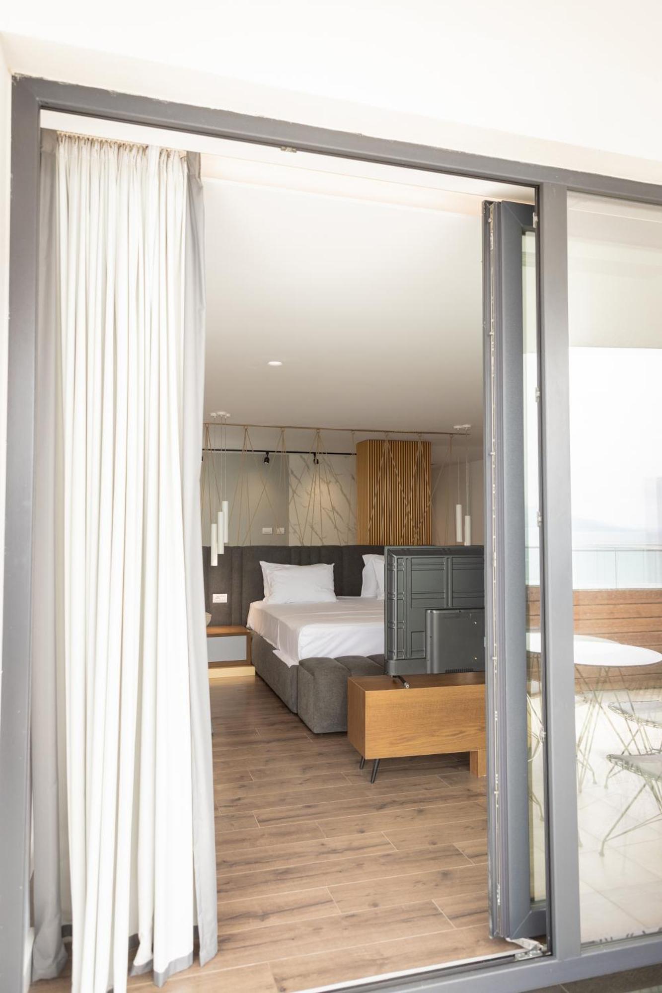 Dorchester Hotel Sarandë Eksteriør bilde