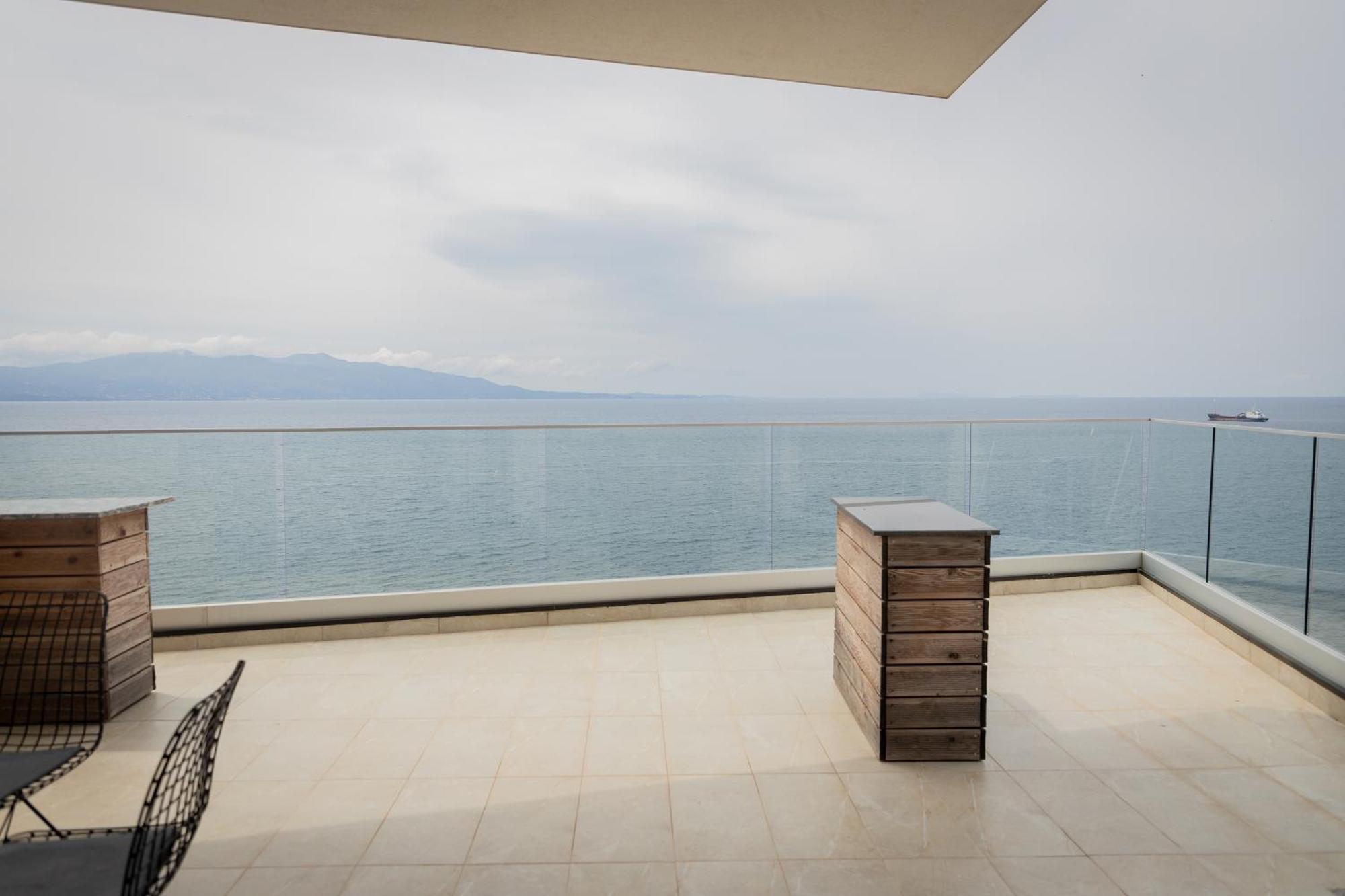 Dorchester Hotel Sarandë Eksteriør bilde
